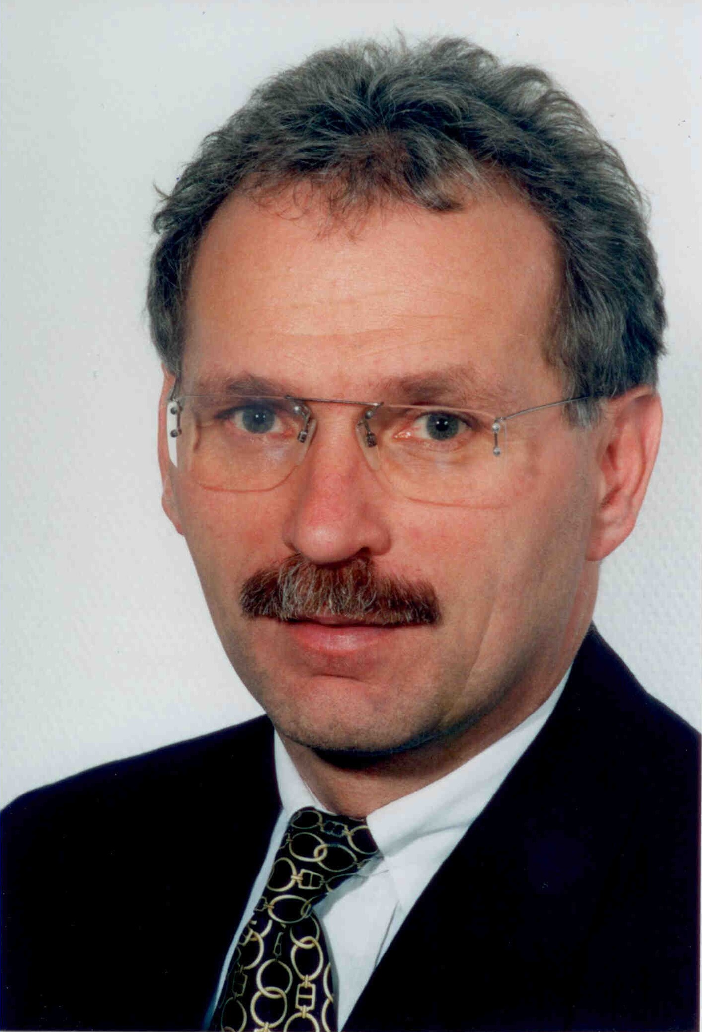 Dr. <b>Michael Beckereit</b> - Dr.-Michael-Beckereit
